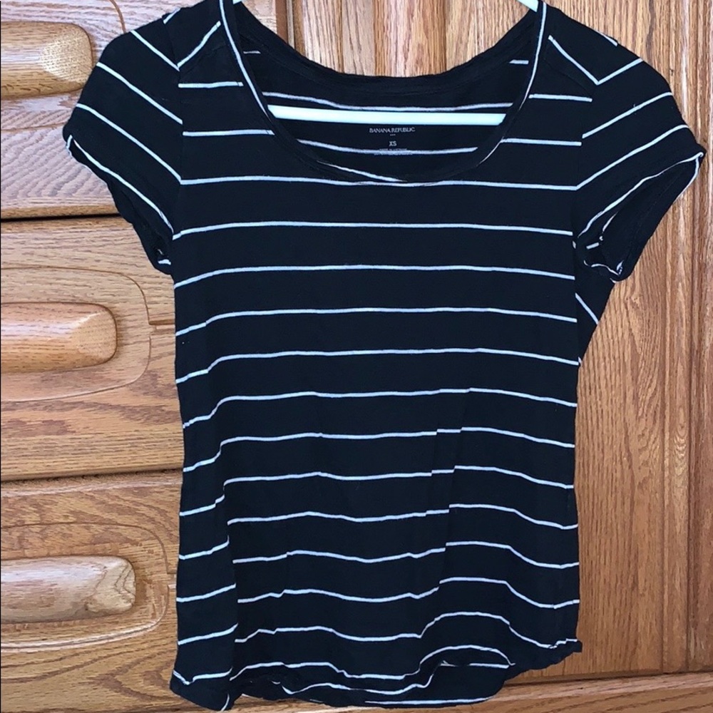 Banana Republic Malibu Tee